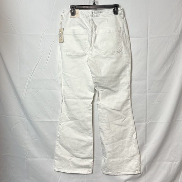 UNIVERSAL thread, women’s high rise, flare, white denim jeans - Picture 2 of 5
